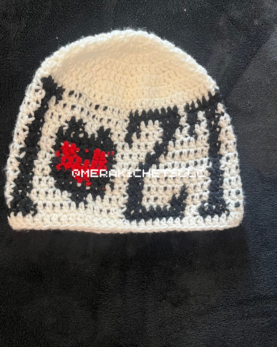 GRAPHIC BEANIES