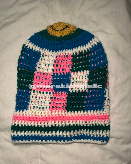 SMILEY SLOUCH BEANIE